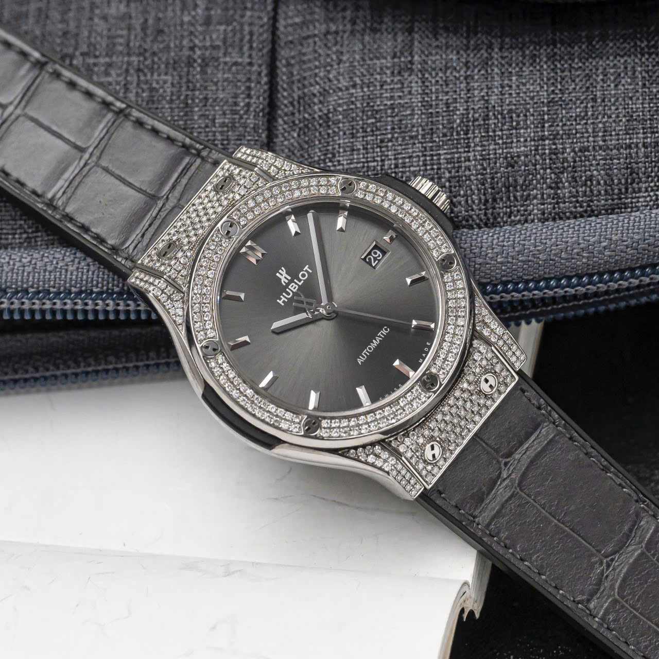 z7593973562465_600a250b905e0832344987c804d10c69